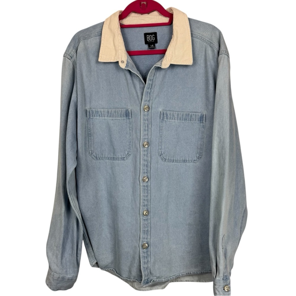 BDG denim shirt /Jacket with a cream corduroy collar L